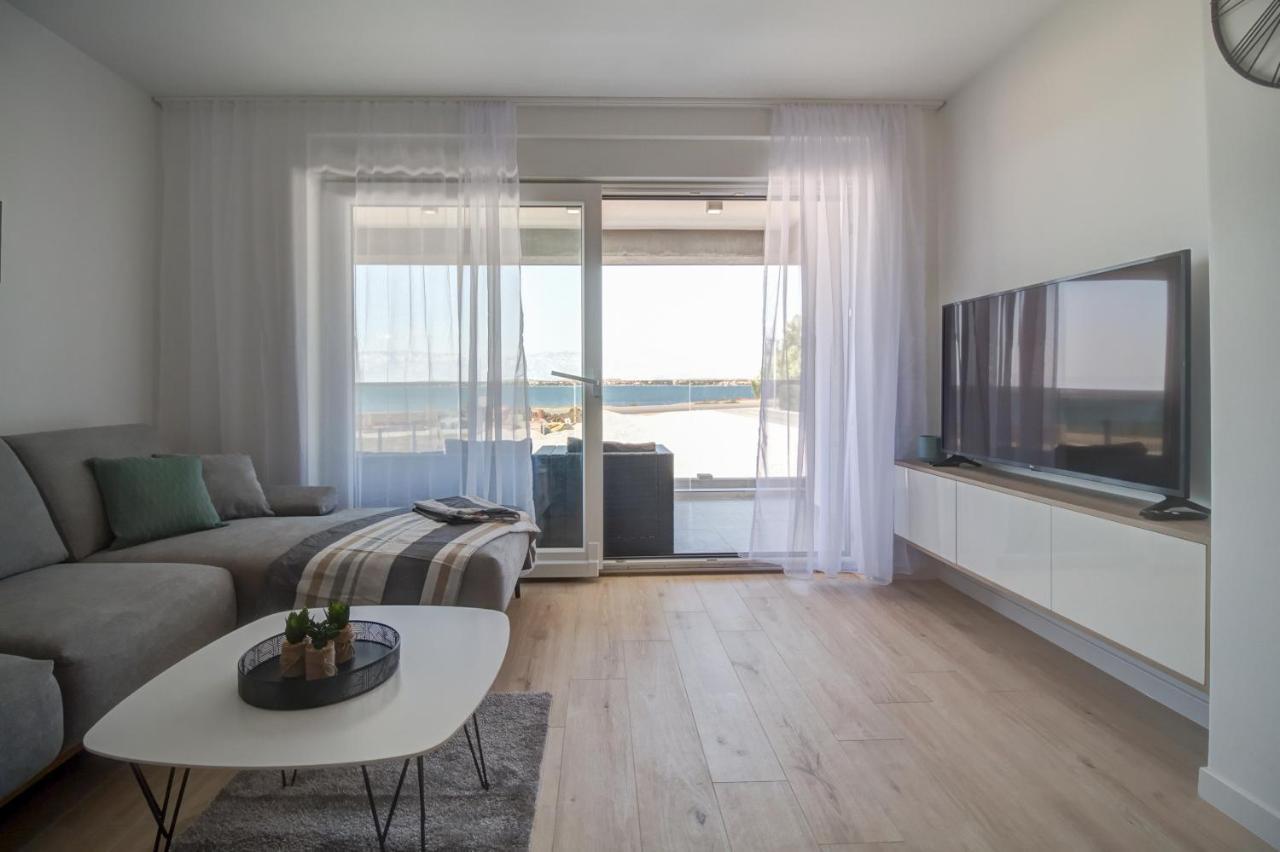 Luxury Beachfront Villa Crystal Aenona - By Ta Leut Agency Nin Eksteriør billede